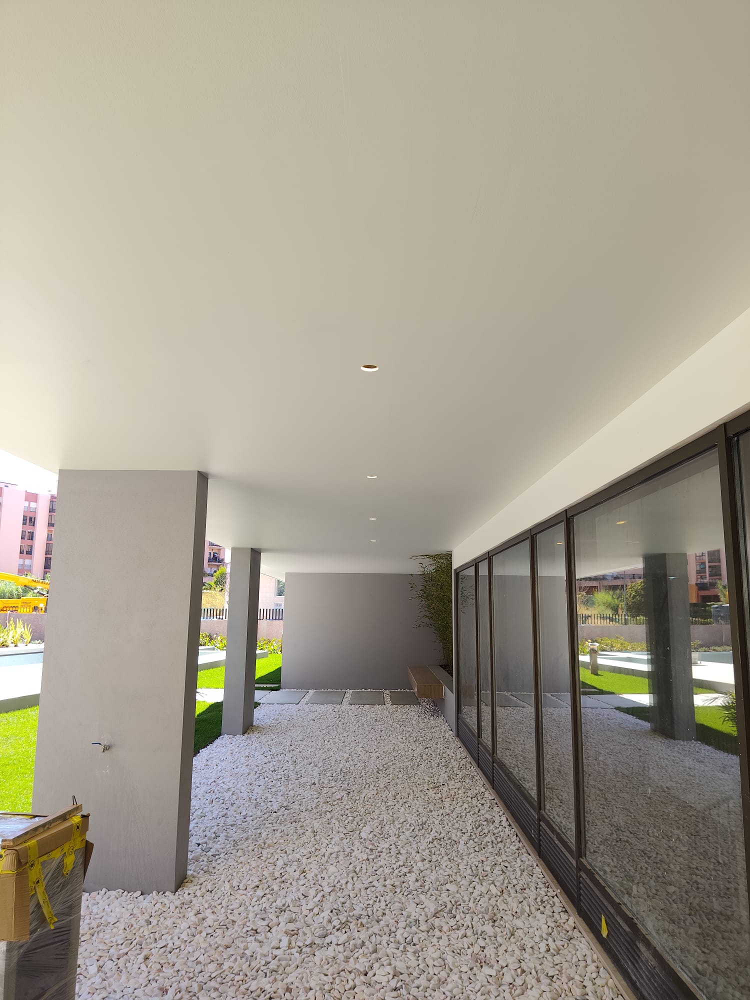 Galeria junto ao jardim — Residências Universitárias da HUB